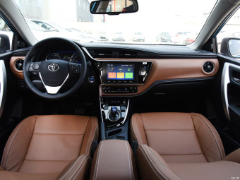 Toyota Corolla PHEV Deluxe 1.8L E-CVT