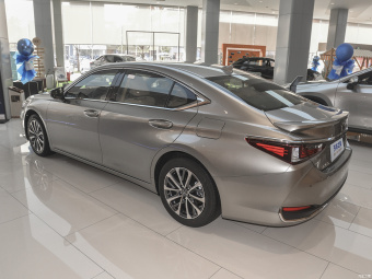 Lexus ES 300h Excellent