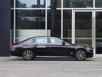Mercedes-Benz E-Class PHEV 350 eL Sport