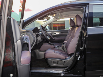 Nissan Qashqai Prem Happy Night 2.0L CVT XV