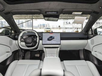 Zeekr 007 2025 RWD Intelligent Driving Edition 75kWh