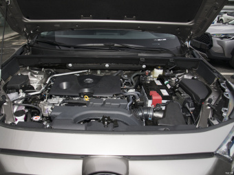 Toyota RAV4 Fashion 2.0L CVT 4WD
