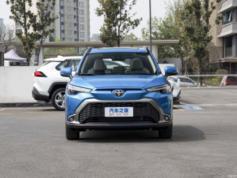 Toyota Frontlander Premium 2.0L CVT
