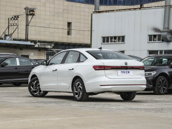 VW Lavida 2026 Pro 300TSI Six Million Edition