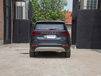 Hyundai Custo Flagship TOP 380TGDi AT