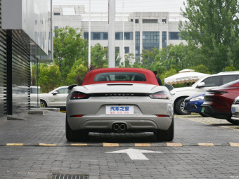 Porsche 718 Boxster S