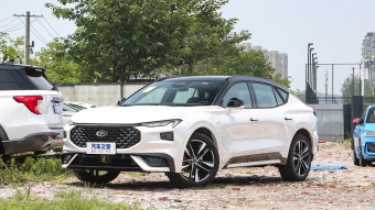 Ford Evos ST-Line EcoBoost 245