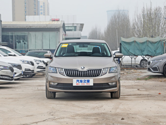 Skoda Octavia Comfort 1.5 AT