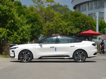 Ford Mondeo ST-Line EcoBoost 245