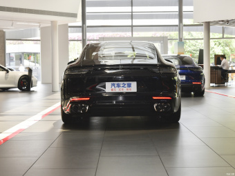 Porsche Panamera GTS