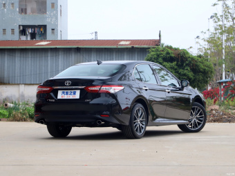 Toyota Camry Deluxe 2.5G