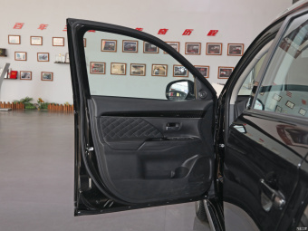 Mitsubishi Outlander Enjoy 2.0L