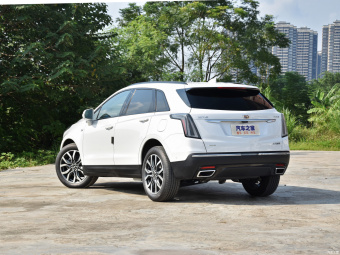 Cadillac XT5 Platinum 2.0T AWD