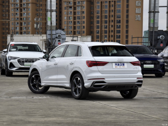 Audi Q3 Dynamic Fashion 35 TFSI