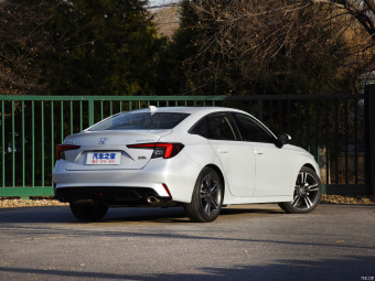 Honda Integra Premium 240TURBO CVT