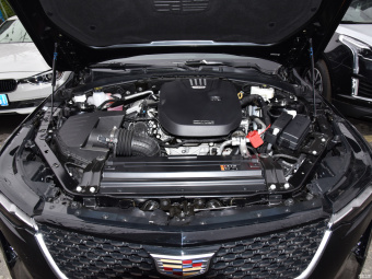 Cadillac CT4 Luxury 25T