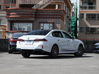 BMW i5 2026 eDrive 40L M Sport