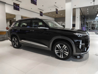 Audi Q6 2026 40 TFSI Quattro Commemorative Edition Yulin Package 7-seater