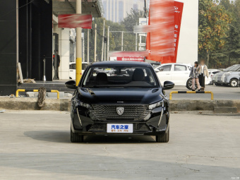 Peugeot 408 Progressive 1.6T