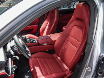 Porsche Panamera Executive