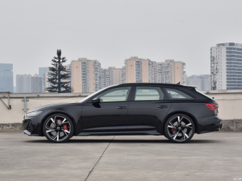 Audi RS6 Avant  4.0T Quattro