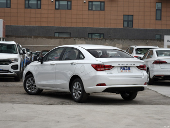 Beijing U5 Premium 1.5L 5MT