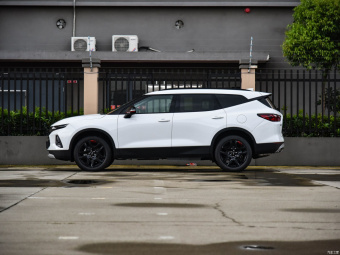 Chevrolet Blazer Xing 650T Redline