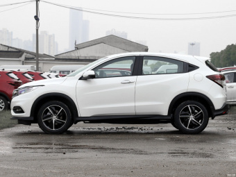 Honda Vezel Deluxe 1.5L CVT