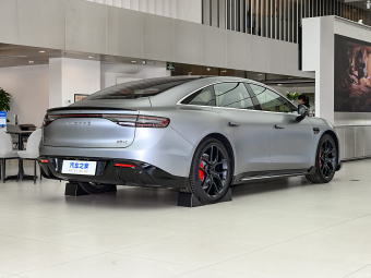 Luxeed S7 Ultra AWD