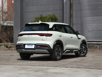 BYD Yuan UP Beyond 401KM