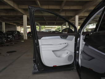 VW Talagon Flagship 7 seats 4Motion 380TSI