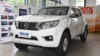 Nissan Navara Flagship 2.5L MT 2WD QR25