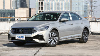 VW Passat Hybrid Deluxe 430PHEV