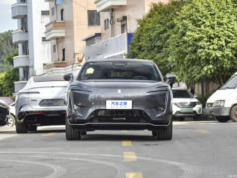 Avatr 11 Luxury 116 AWD