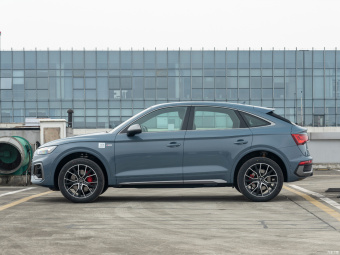 Audi Q5L Sportback RS Style 40 TFSI