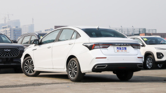 Chery Arrizo 5 Plus Ozawa 1.5T-MT