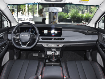 Beijing U5 Plus Deluxe 1.5L CVT