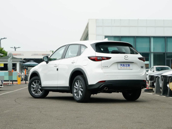 Mazda CX-5 2025 Model 2.0L Automatic Two-Wheel Drive Smart Edition