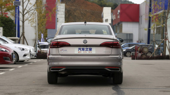 VW Bora Comfort Smart Connect 1.5L AT