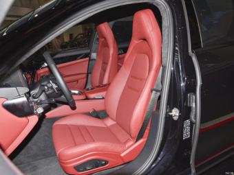 Porsche Panamera GTS