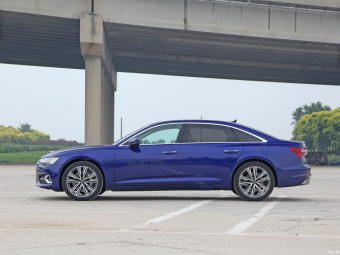 Audi A6L Elegance Flagship 55 TFSI Quattro