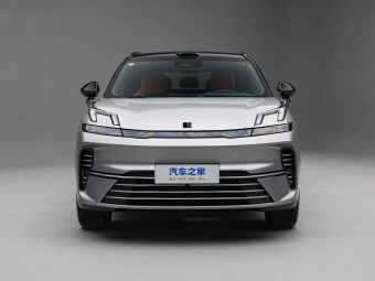 Lynk & Co 08 EM-P 2026 210 AWD Performance Ultra H7