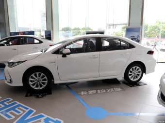 Toyota Corolla Hybrid Flagship 1.8L E-CVT