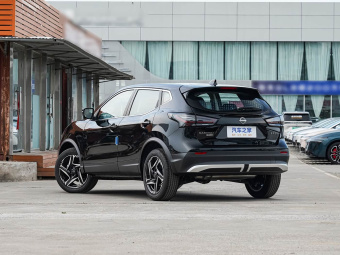 Nissan Qashqai 2025 Facelifted Honor 2.0L CVT XV+ Leading Edition
