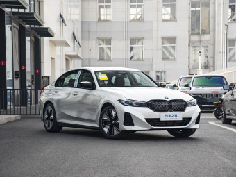 BMW i3e 2026 eDrive 40 L Sport Night Edition