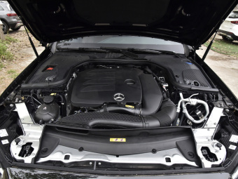 Mercedes-Benz E-Class 300 L Sports Luxury