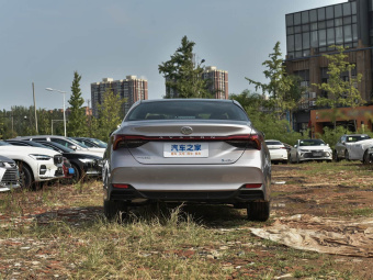 Toyota Avalon Hybrid 2024 Hybrid 2.0L Premium Edition