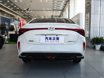 Hyundai Verna Youth GS 1.4L Manual
