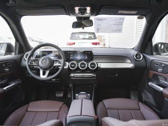 Mercedes-Benz GLB 220 Fashion