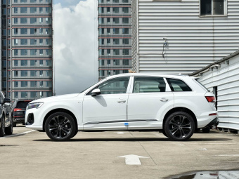 Audi Q7 2025 55 TFSI Quattro S line Sport